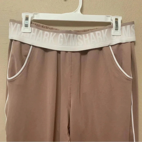 Gymshark Recess Joggers in Taupe Size Large - Picture 9 of 10